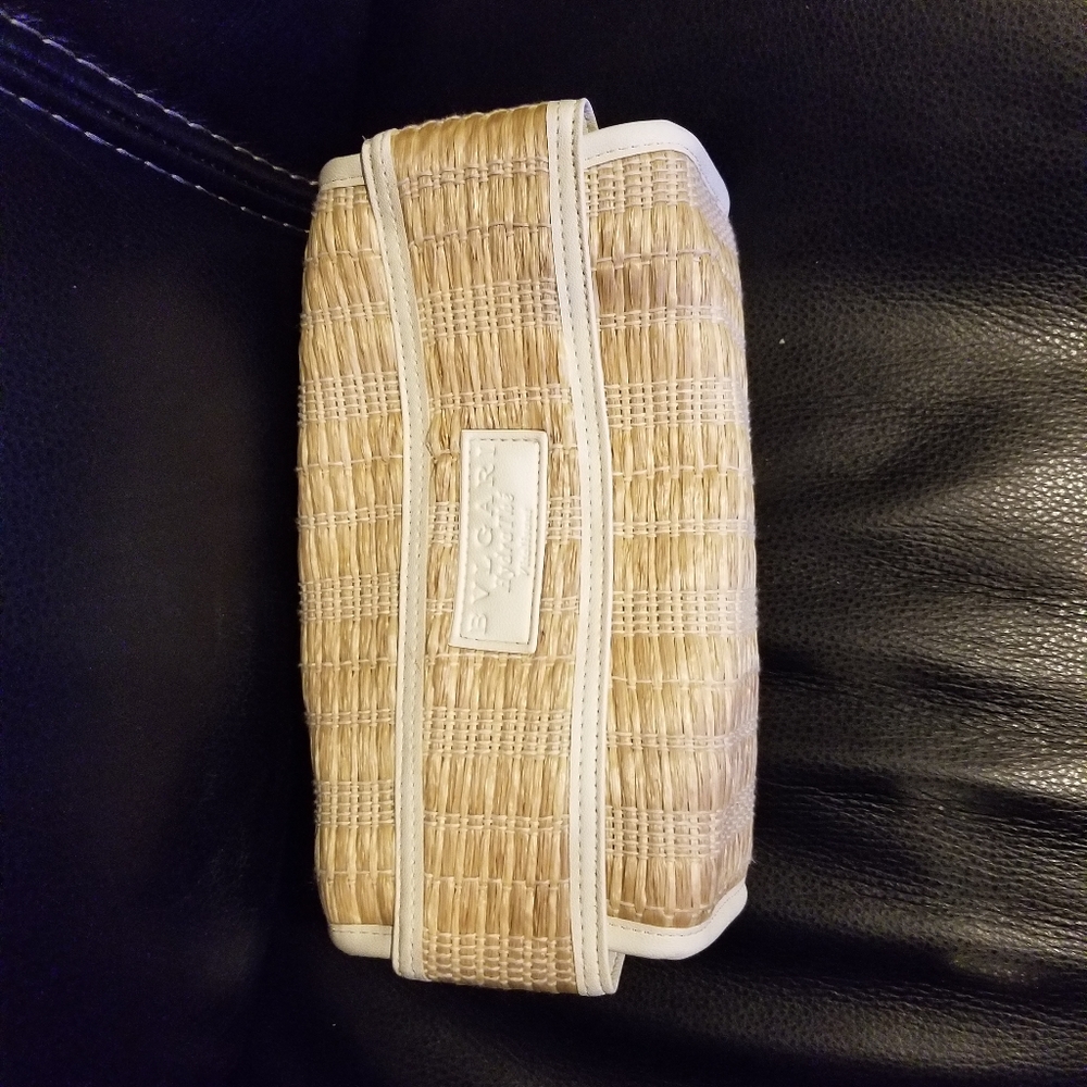 Bvlgari HydraThe Vitalisant Makeup / Toiletry Bag - Picture 15 of 16